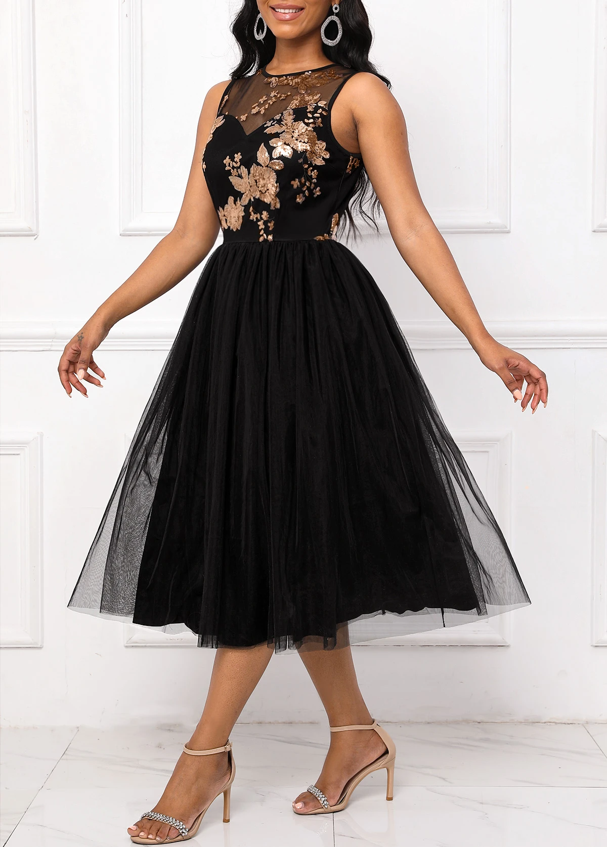 Black Sequin Sleeveless Round Neck Dress 3 Black Sequin Sleeveless Round Neck Dress - Image 3